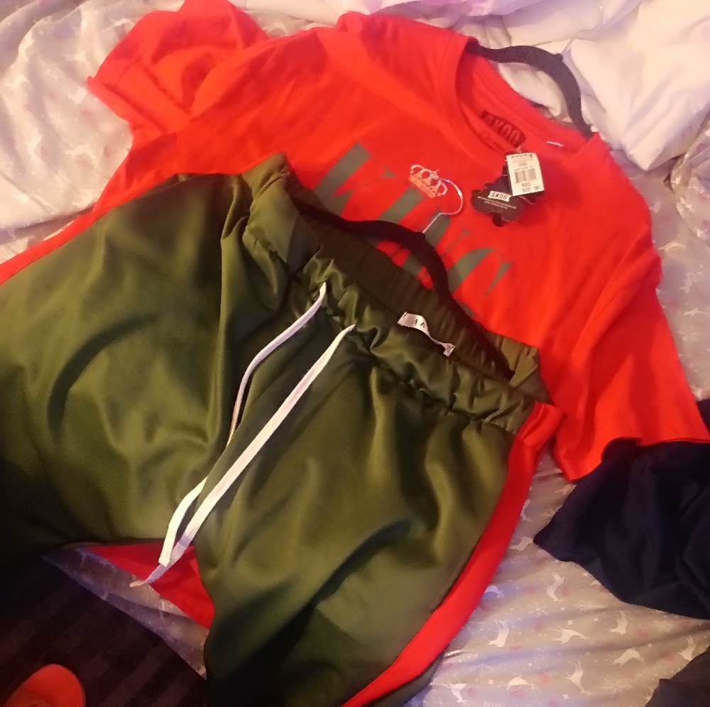 Akoo Men, Top And Bottom, Size 3Xl